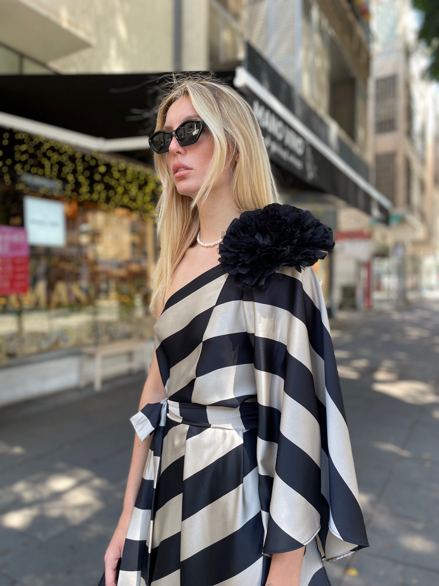 One shoulder striped maxi dress | Gamla Fashion